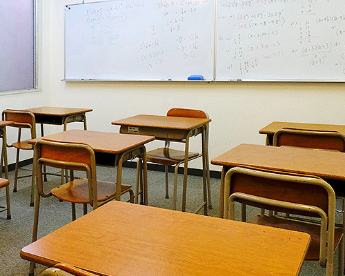 明和学院 逆井駅前校